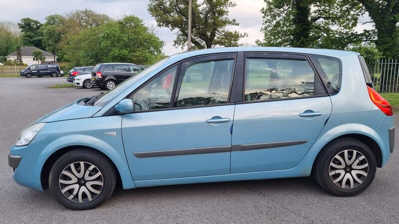 RENAULT SCENIC