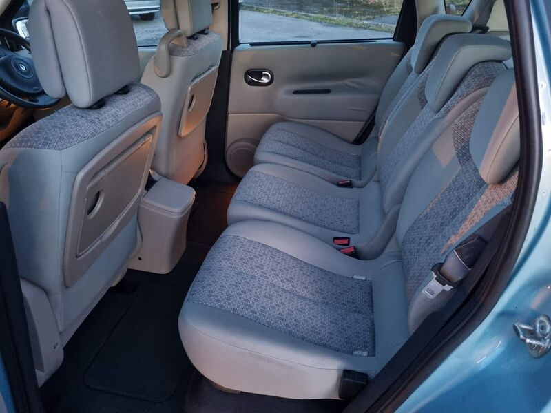 RENAULT SCENIC