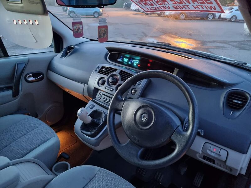 RENAULT SCENIC