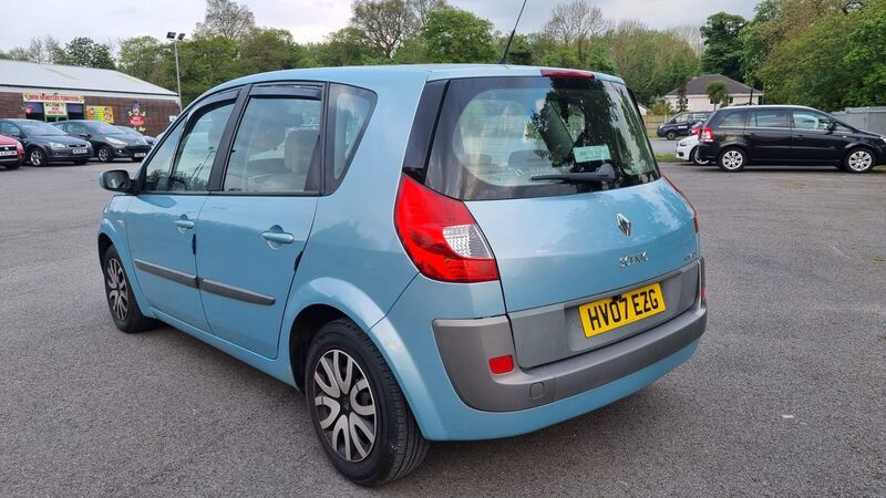 RENAULT SCENIC