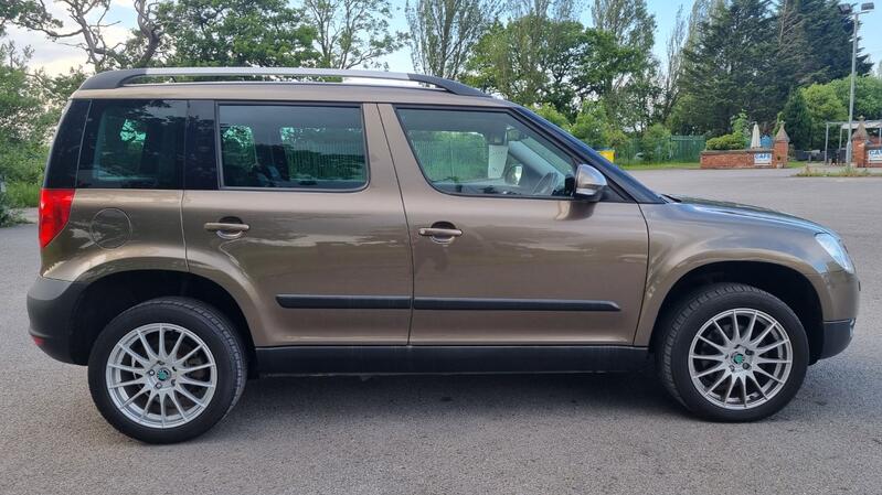 SKODA YETI