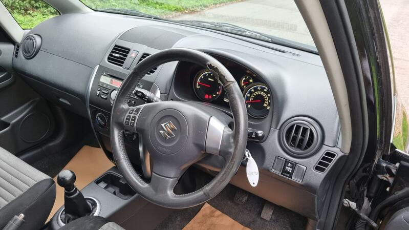 SUZUKI SX4