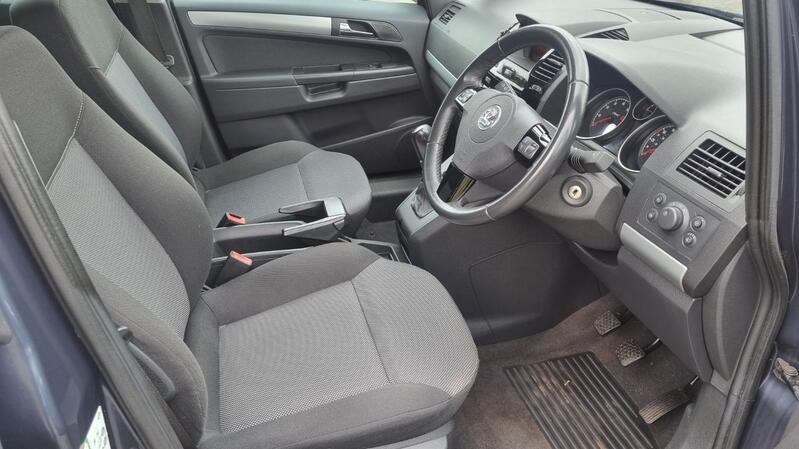VAUXHALL ZAFIRA