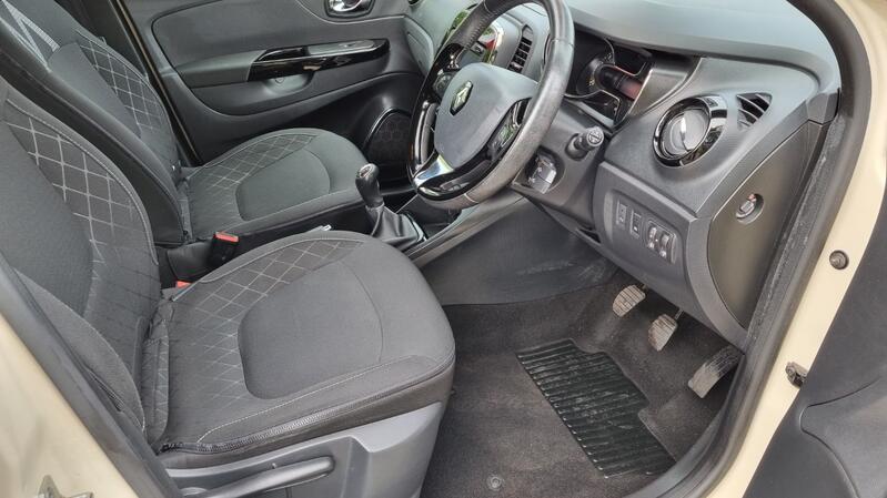 RENAULT CAPTUR