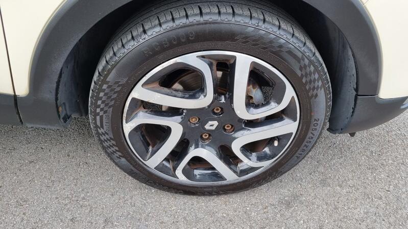 RENAULT CAPTUR