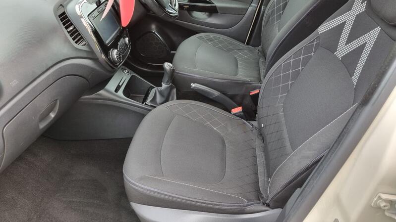 RENAULT CAPTUR
