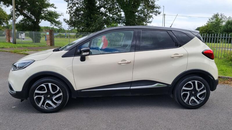 RENAULT CAPTUR