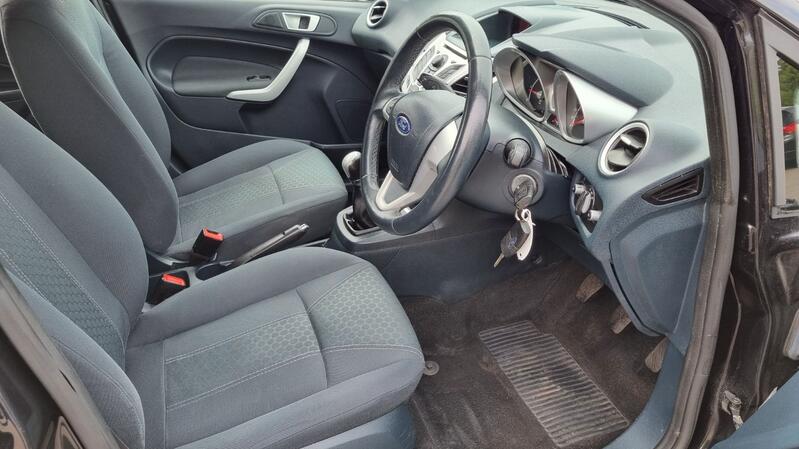 FORD FIESTA