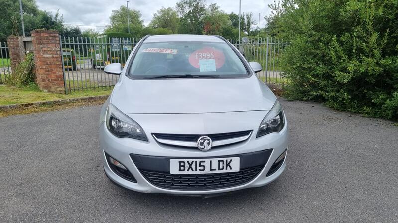 VAUXHALL ASTRA