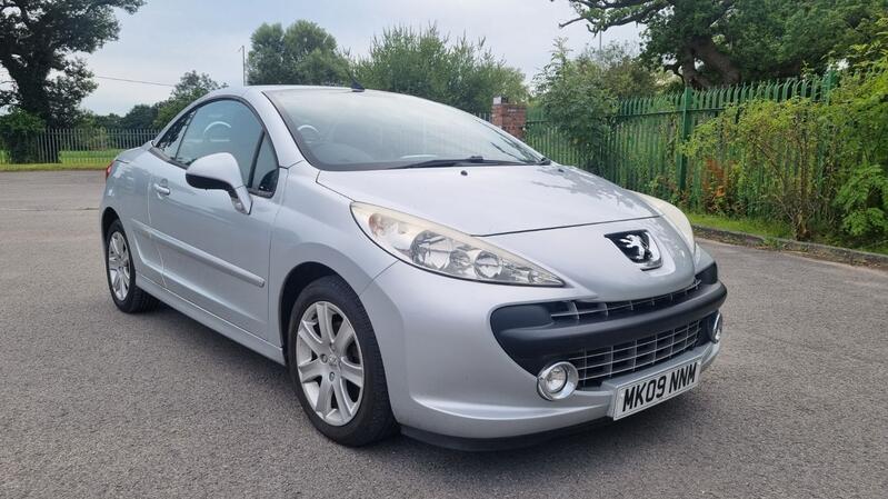 PEUGEOT 207 CC