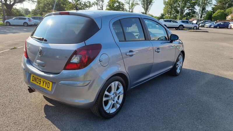 VAUXHALL CORSA