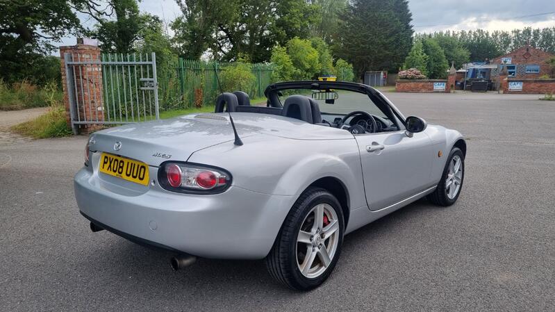MAZDA MX-5