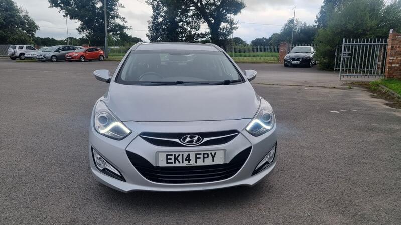 HYUNDAI I40
