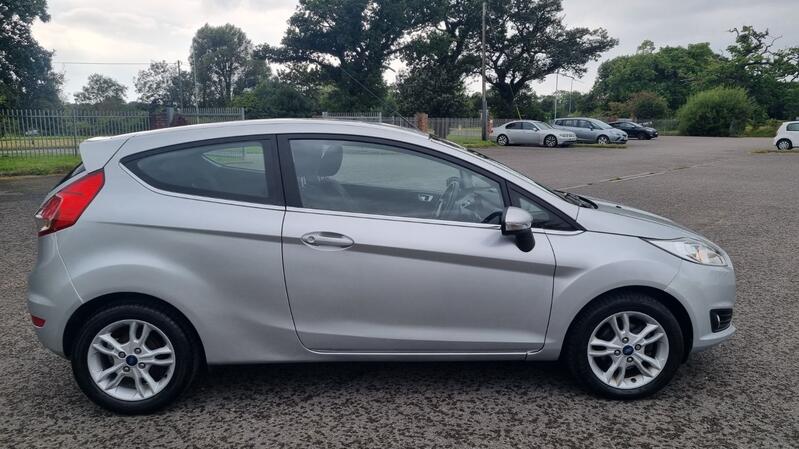 FORD FIESTA