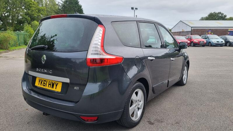 RENAULT GRAND SCENIC