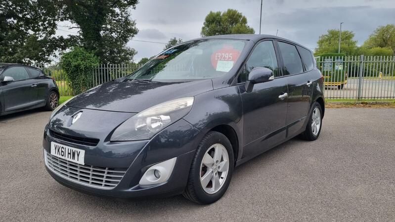 RENAULT GRAND SCENIC