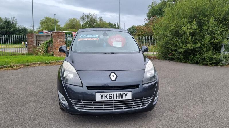 RENAULT GRAND SCENIC