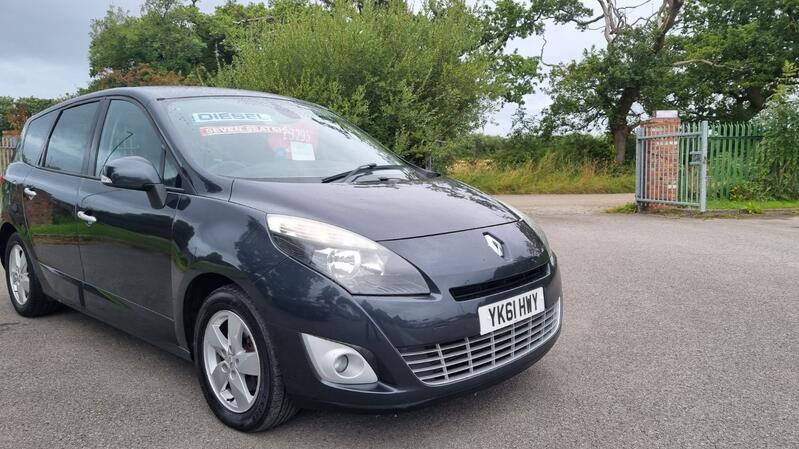 RENAULT GRAND SCENIC