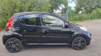 PEUGEOT 107