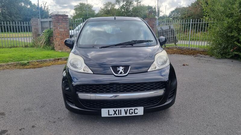 PEUGEOT 107