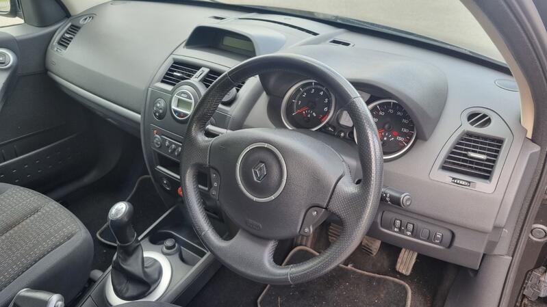 RENAULT MEGANE