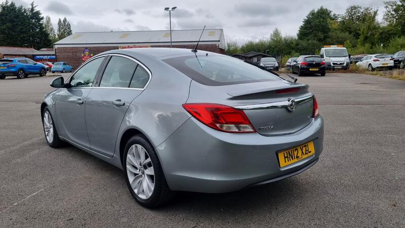 VAUXHALL INSIGNIA