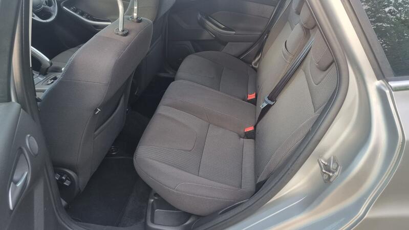 FORD FOCUS