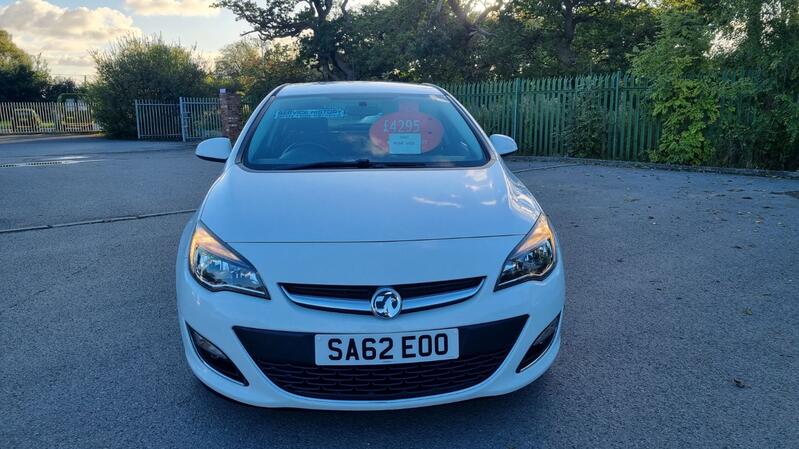 VAUXHALL ASTRA