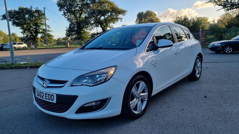 VAUXHALL ASTRA