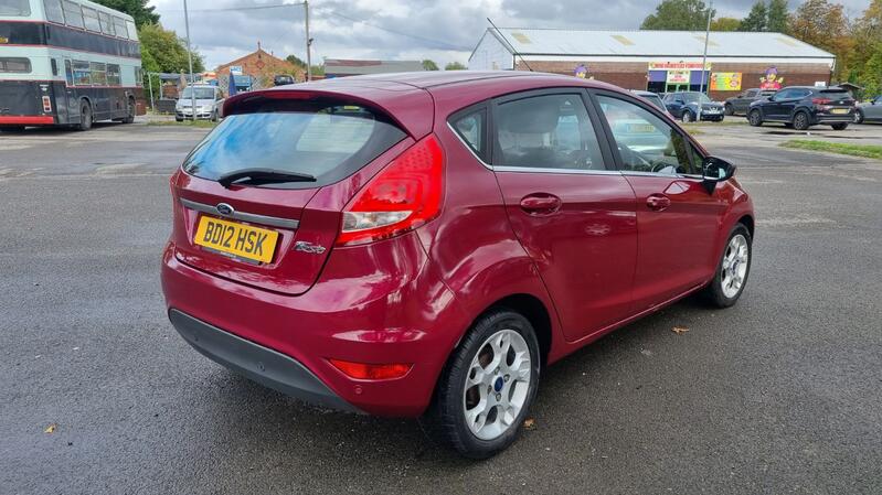 FORD FIESTA