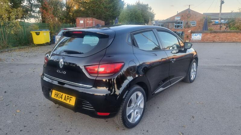 RENAULT CLIO