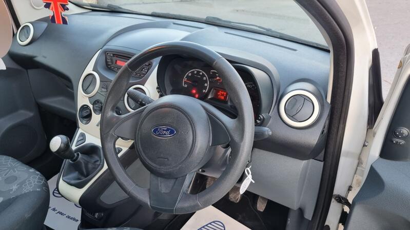 FORD KA
