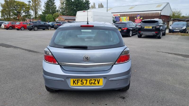VAUXHALL ASTRA