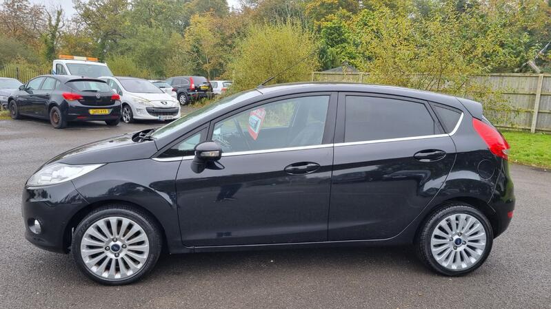 FORD FIESTA