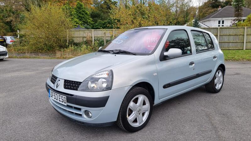 RENAULT CLIO