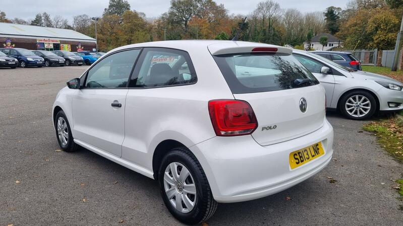VOLKSWAGEN POLO