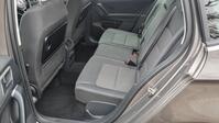 VOLKSWAGEN GOLF SV