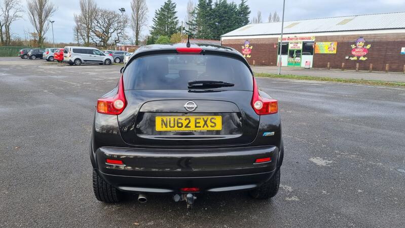 NISSAN JUKE