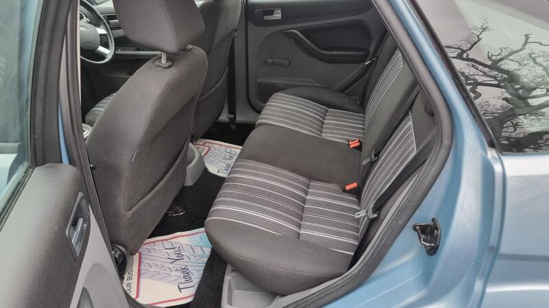 FORD FOCUS