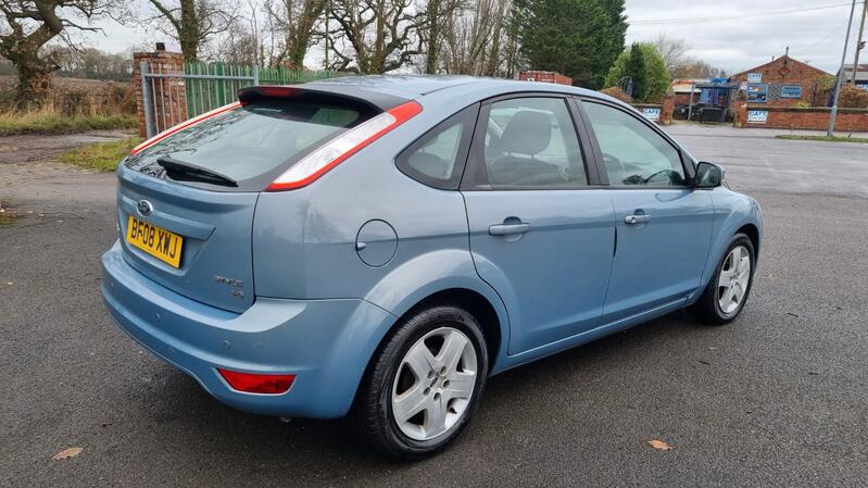 FORD FOCUS