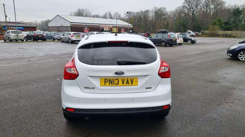 FORD FOCUS