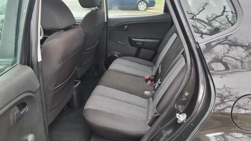 KIA VENGA