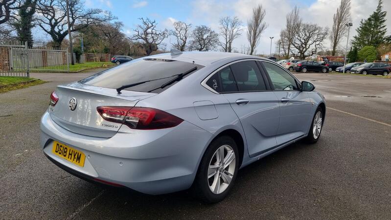 VAUXHALL INSIGNIA