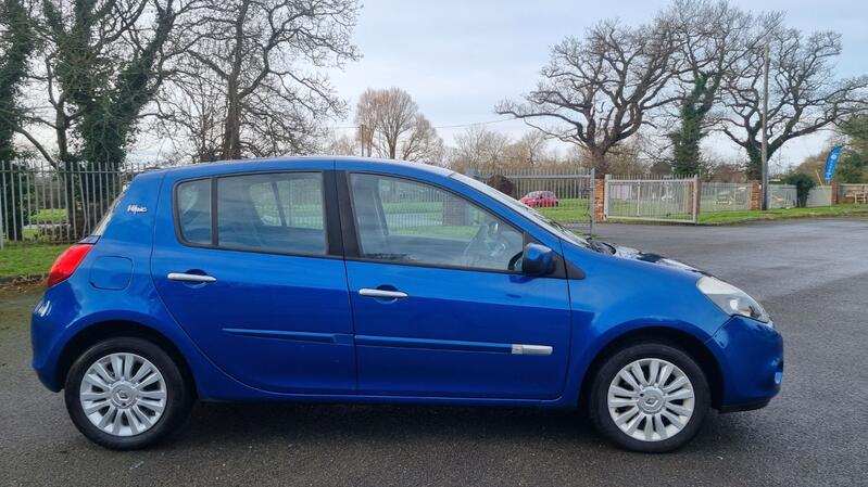 RENAULT CLIO
