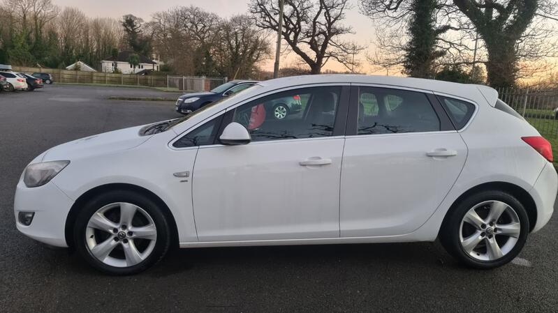 VAUXHALL ASTRA