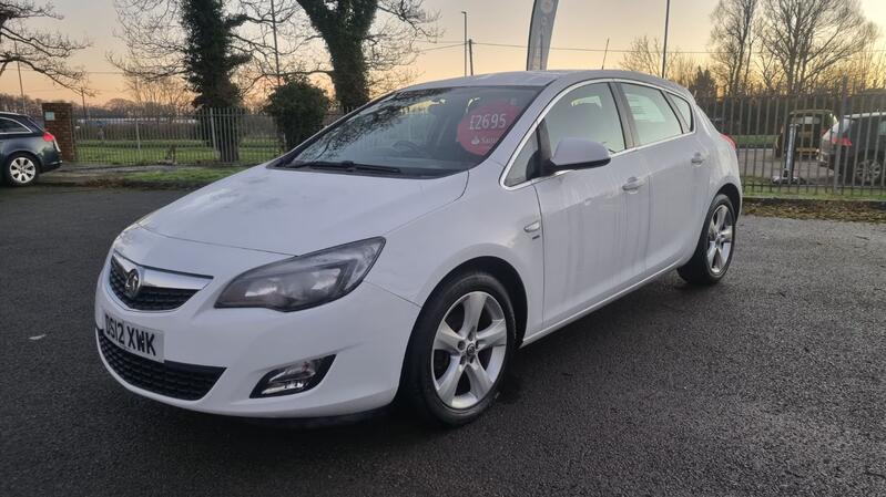 VAUXHALL ASTRA