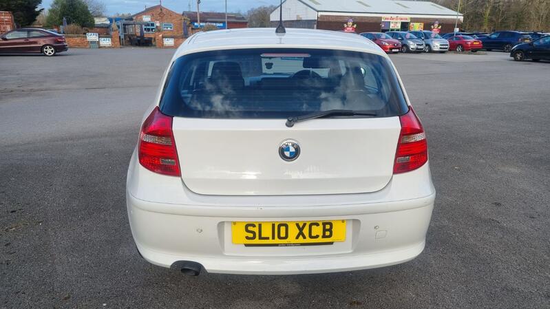 BMW 1 SERIES