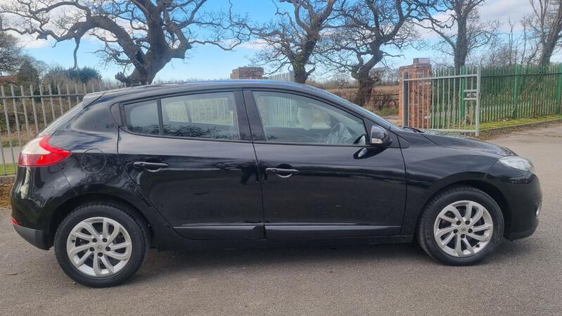 RENAULT MEGANE