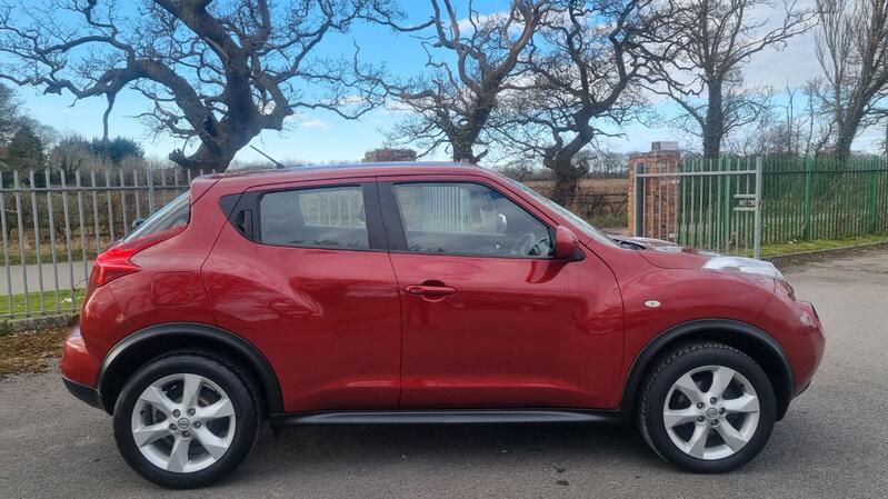 NISSAN JUKE