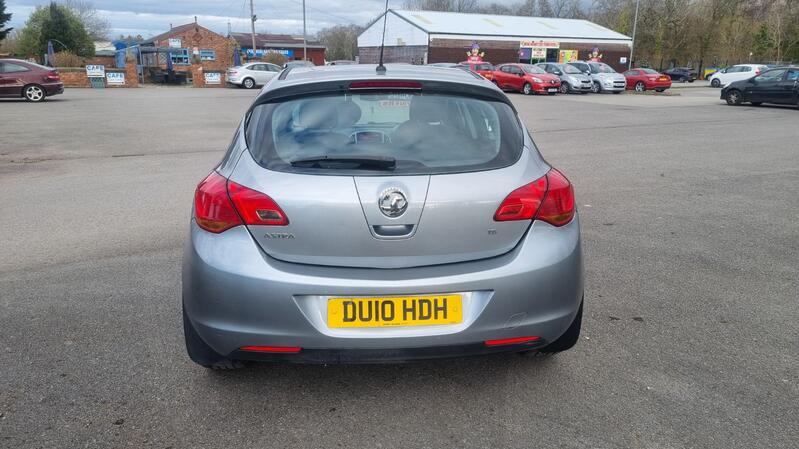 VAUXHALL ASTRA